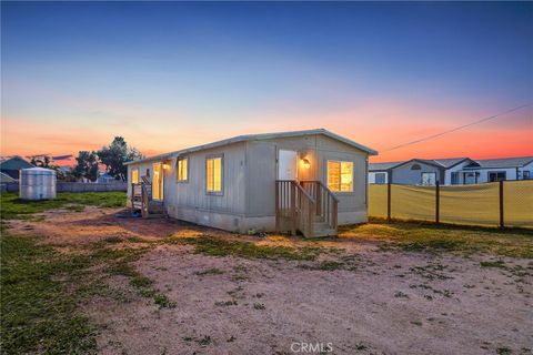 Photo of 21285 Kinney St, Perris, CA 92570 (MLS # PW26032616)
