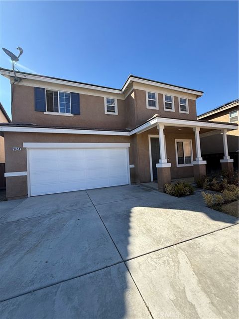 Photo of 9454 Apricot Court, Hesperia, CA 92345 (MLS # HD25231328)