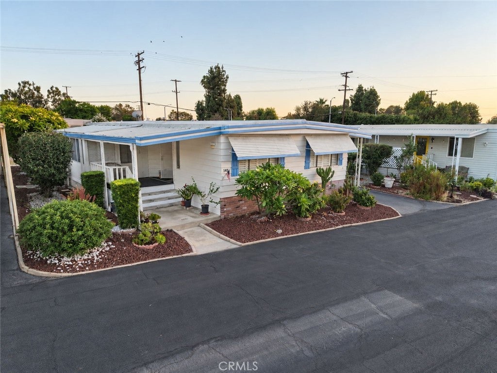 840 E Foothill Boulevard 142