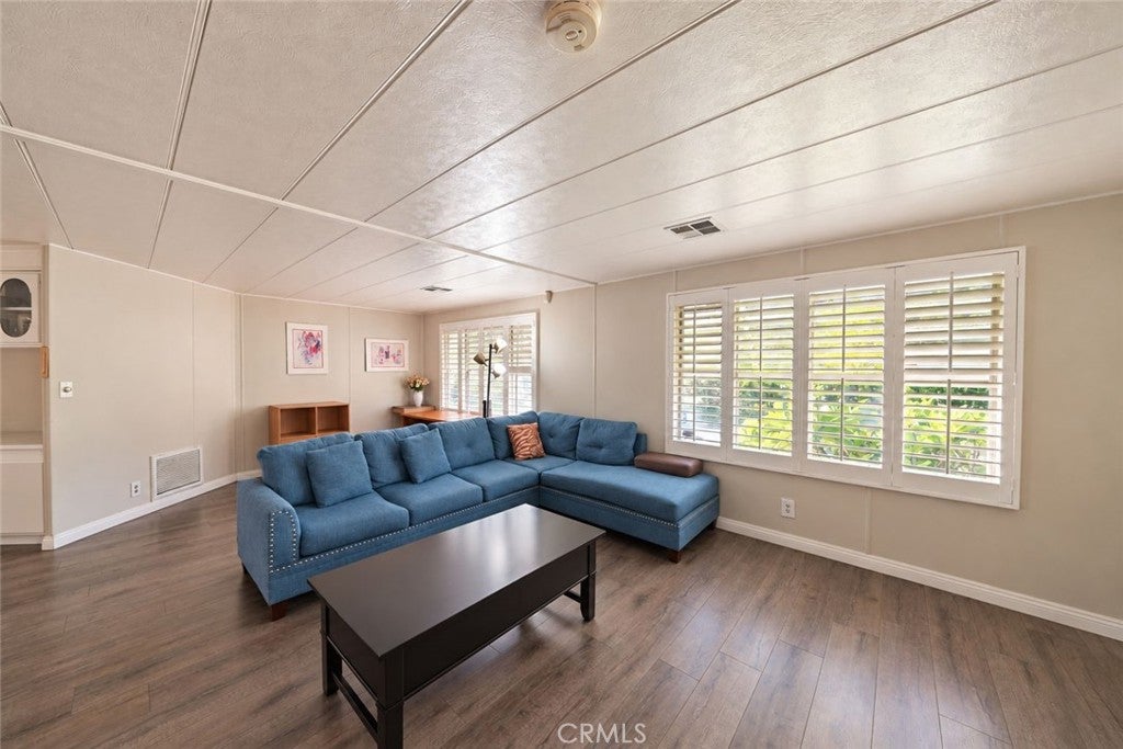 840 E Foothill Boulevard 142