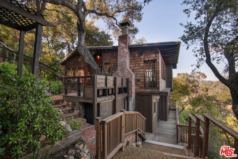 Photo of 19963 Observation Drive, Topanga, CA 90290 (MLS # 26993783)