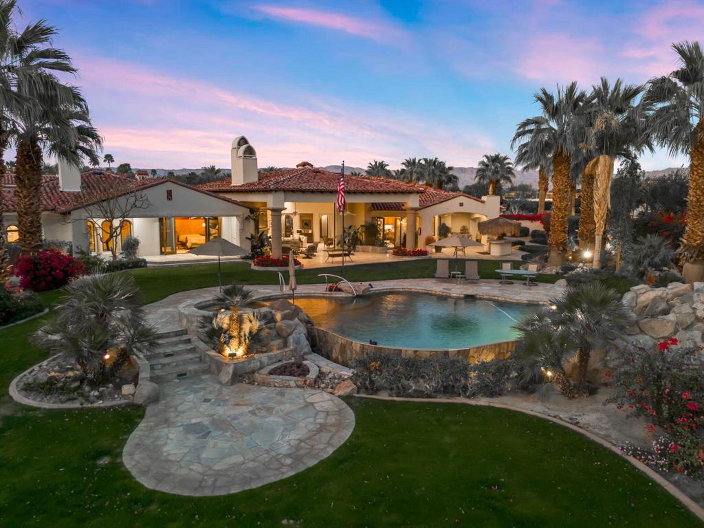 4 Terra Vista Court