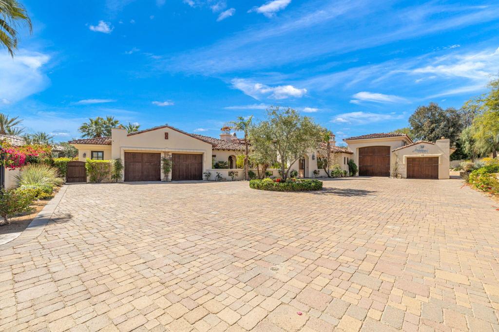 4 Terra Vista Court