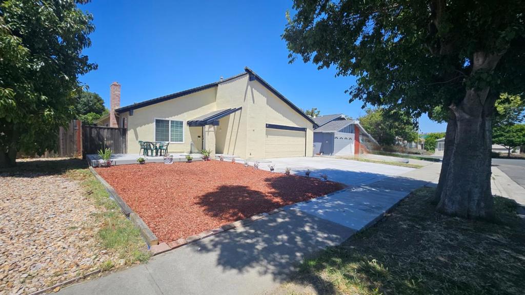 305 Lassenpark Circle