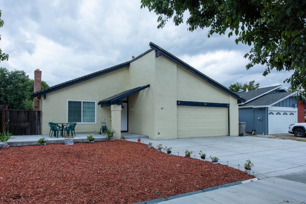 305 Lassenpark Circle