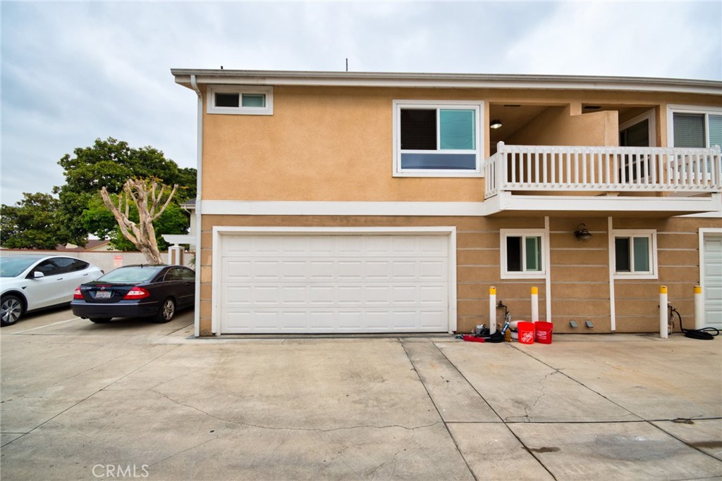 2025 Artesia Boulevard G