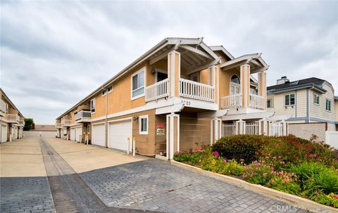 Photo of 2025 Artesia Boulevard #G, Torrance, CA 90504 (MLS # OC25159682) Photo of 2025 Artesia Boulevard #G, Torrance, CA 90504 (MLS # OC25159682)