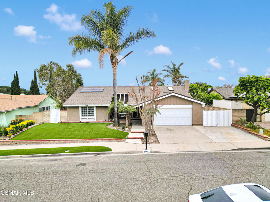 2061 Bigelow Avenue