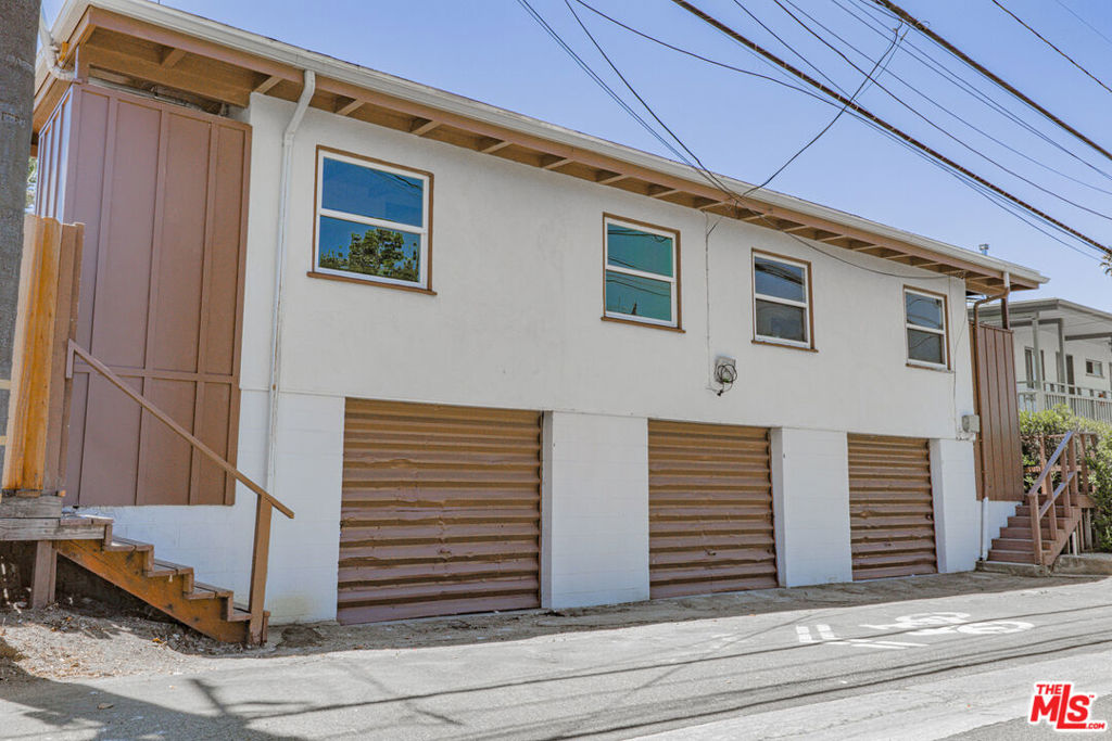 1917 Colonia Place
