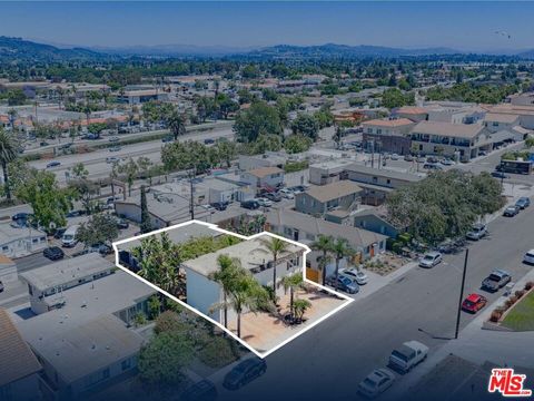 1917 Colonia Place Camarillo CA 93010