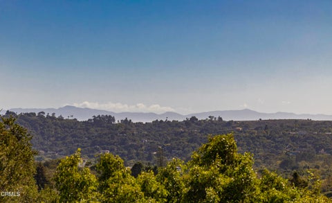 Tiny photo for 2937 Glen Albyn Drive, Santa Barbara, CA 93105 (MLS # V1-38288)