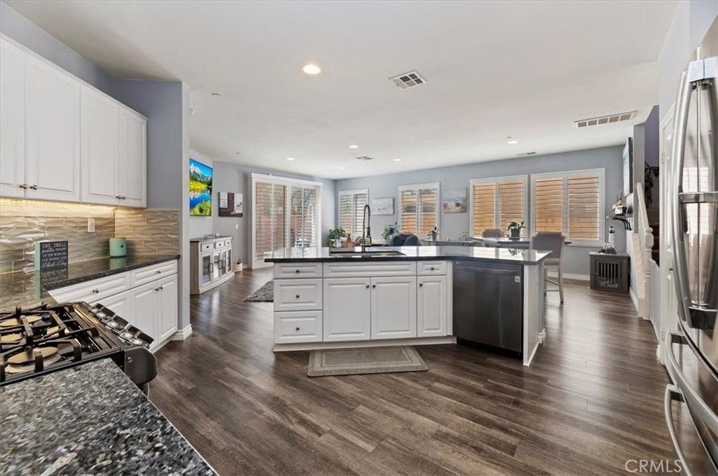 Photo of 15699 Slowik Court, Fontana, CA 92336 (MLS # CV26046904)