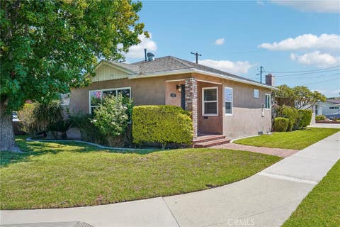 Photo of 14514 Eastbrook Avenue, Bellflower, CA 90706 (MLS # GD26181407)