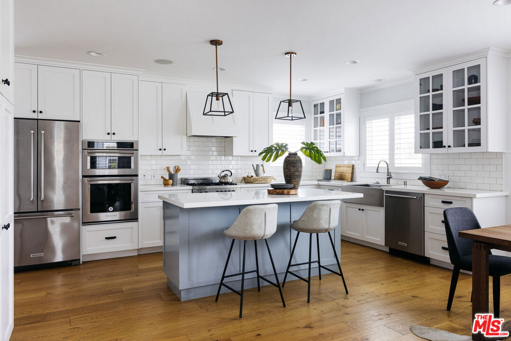 Properties 4 8373 Westlawn Avenue