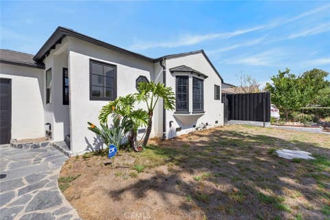 Photo of 1519 N Rose ST, Burbank, CA 91505 (MLS # GD26164188)