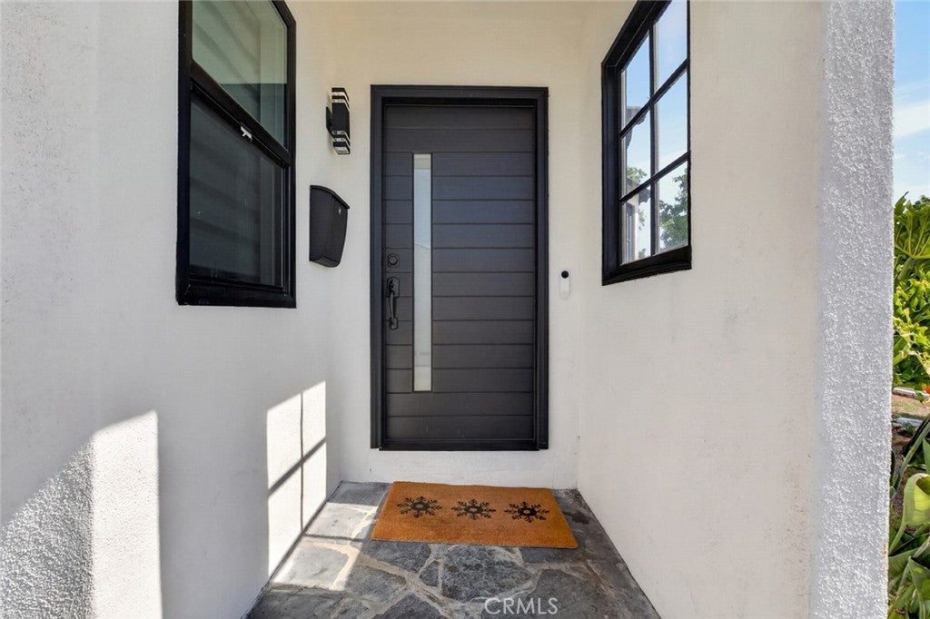 1519 N Rose