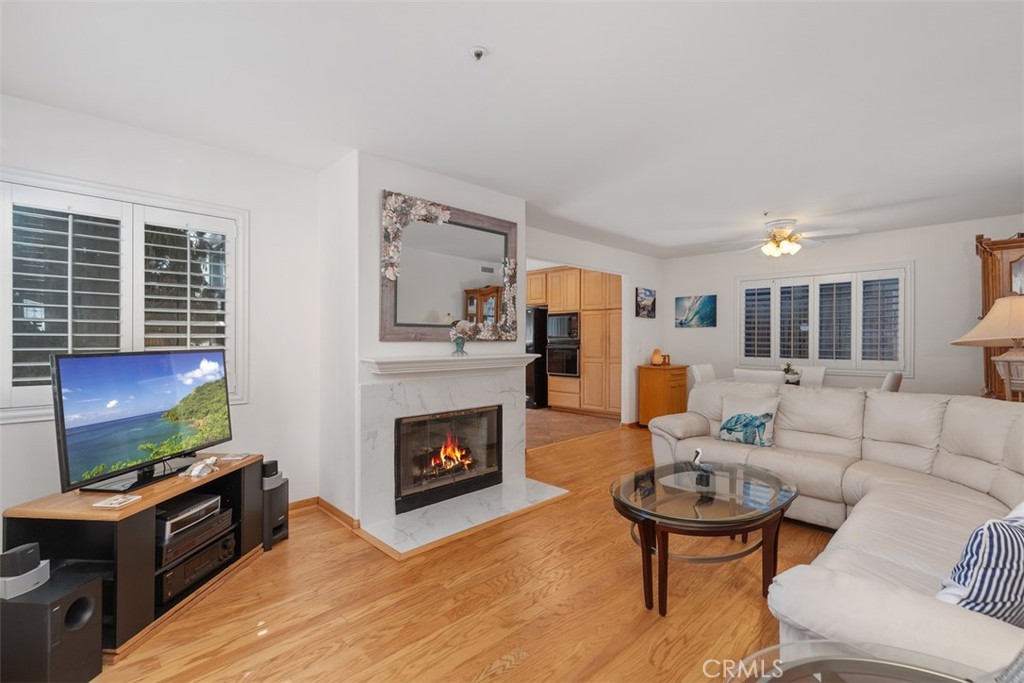137 W Avenida Cornelio