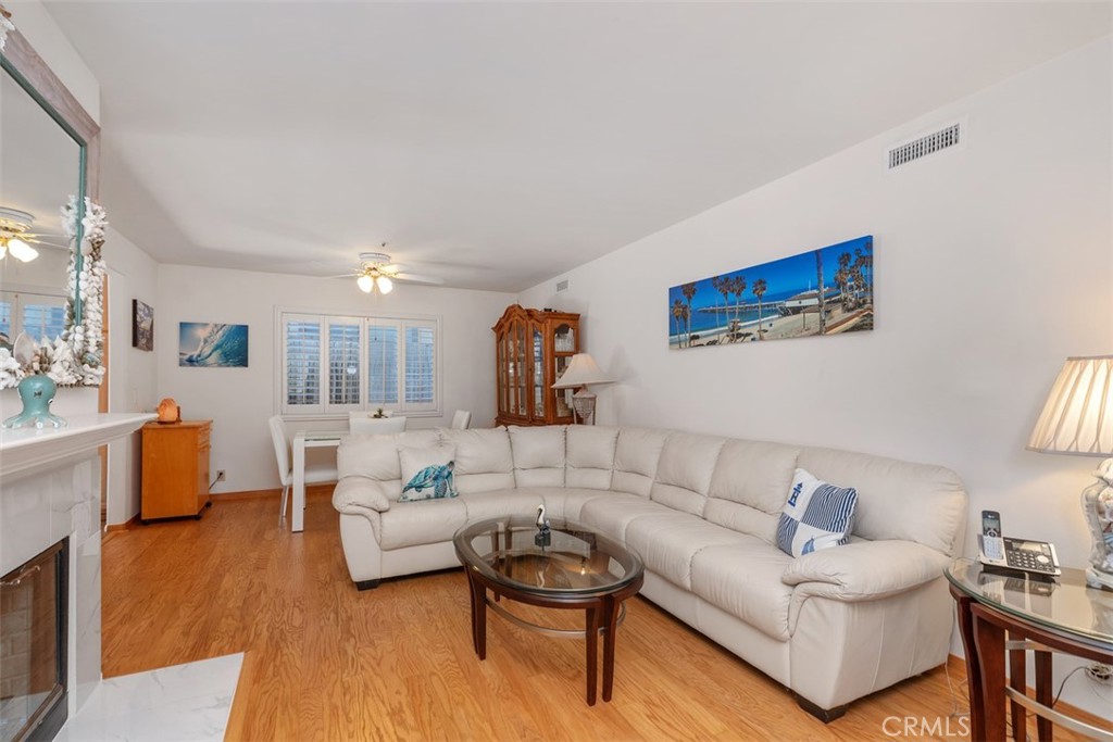 137 W Avenida Cornelio