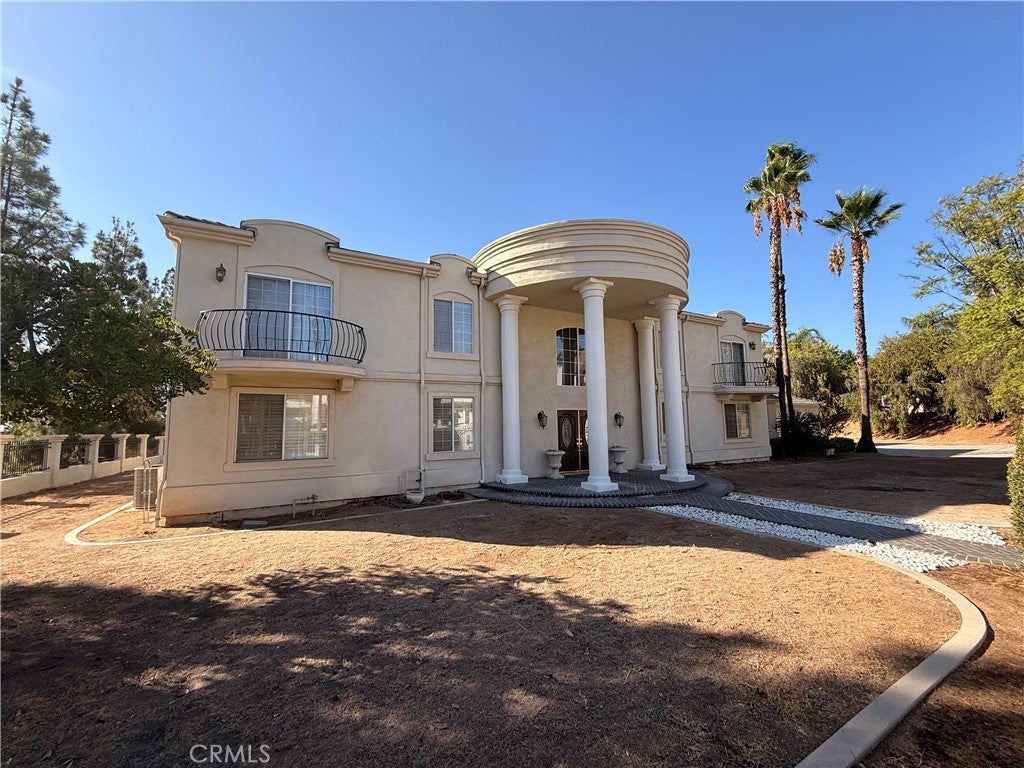 6939 Orozco Dr