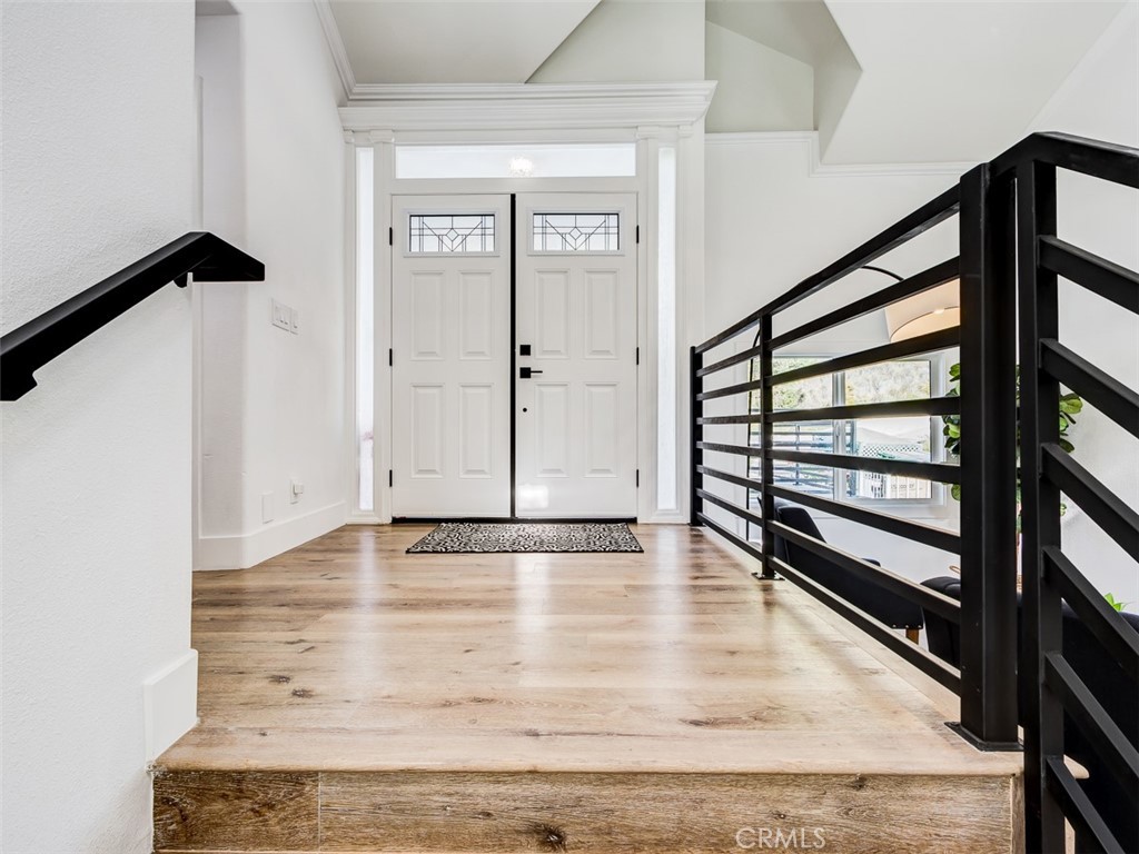 12254 Circula Panorama