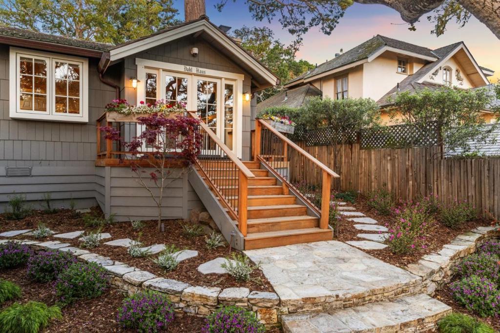 0 Lopez 8NE of 4th Avenue