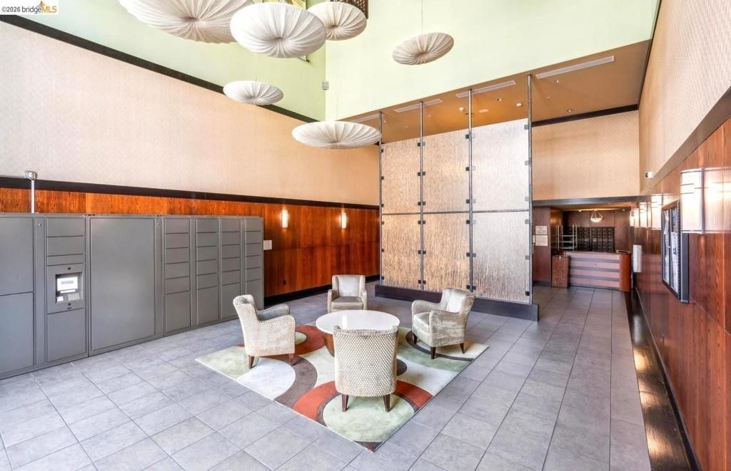 Photo of 423 7th St St #303, Oakland, CA 94607 (MLS # 41131189)