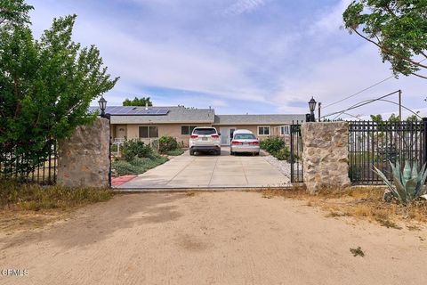 Photo of 9494 Baker Road, Lucerne Valley, CA 92356 (MLS # P1-26371)