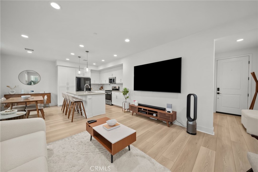 16157 Sandpiper Avenue