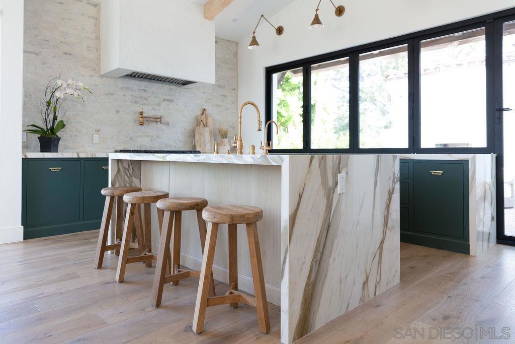 Del Mar - Residential