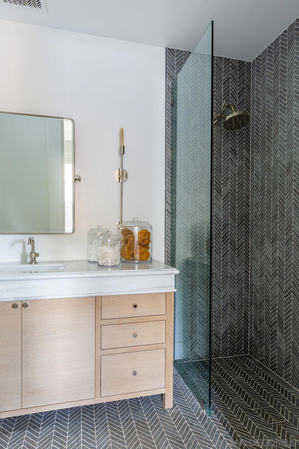 Del Mar - Residential