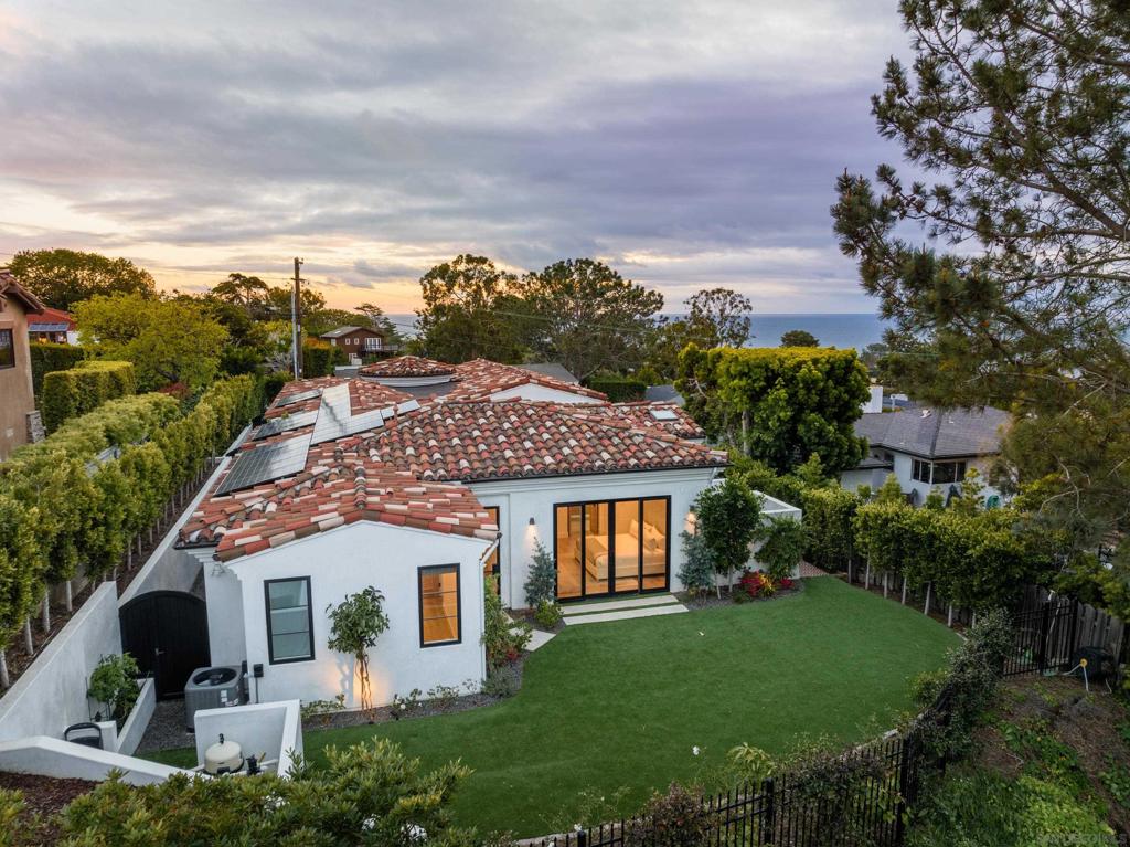 Del Mar - Residential