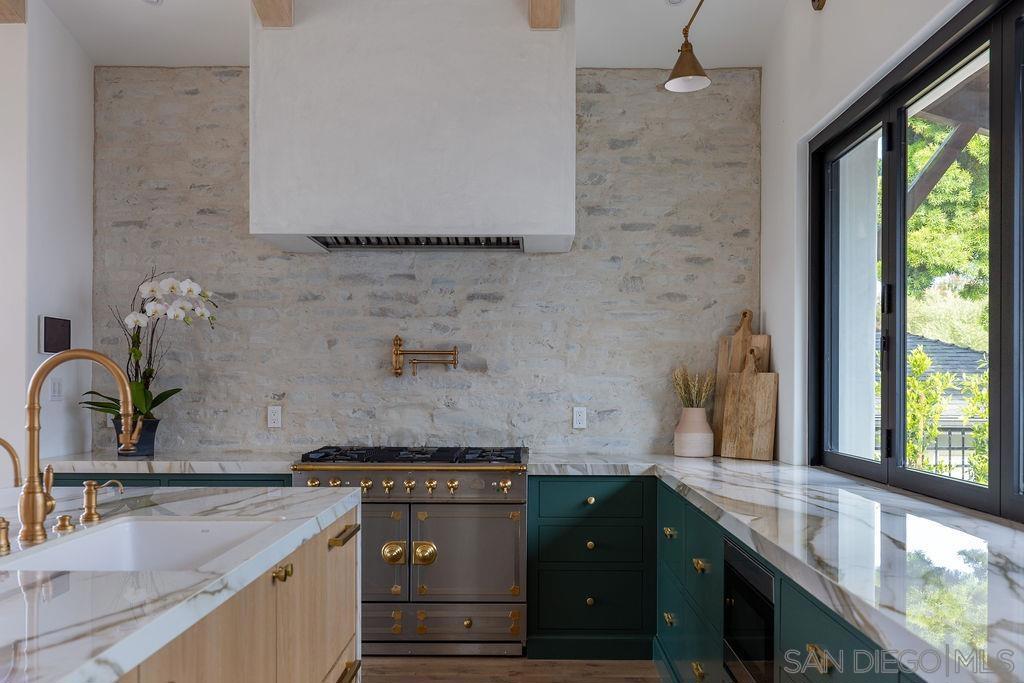 Del Mar - Residential