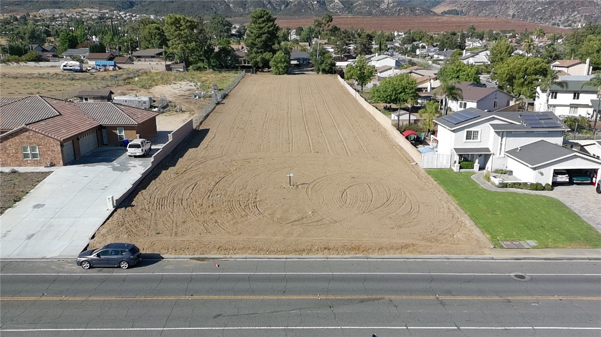 *** Build Your Dream Home in Verdemont Heights! ***
Don’t miss this rare opportunity to own a prime piece of land in the highly sought-after Verdemont Heights neighborhood of North San Bernardino! This spacious lot is perfect for building your custom dream home—with over an acer (46,173 sq ft) of land, with room for an ADU, RV access, and even a swimming pool!
Located in one of San Bernardino’s most established and desirable areas, this property offers stunning mountain views and a peaceful residential setting. Utilities are easily accessible, with water, power, gas and sewer lines conveniently located at the street—making your build hassle-free.
Enjoy being within walking distance to parks and schools, and just minutes away from Cal State University San Bernardino. Plus, with quick access to the 215, 15, and 10 Freeways, commuting is a breeze.
This is truly a hidden gem with endless potential—don’t let it slip away!