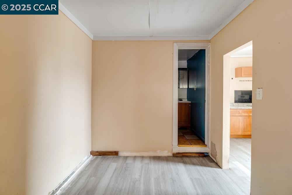 IRON TRIANGLE - Residential