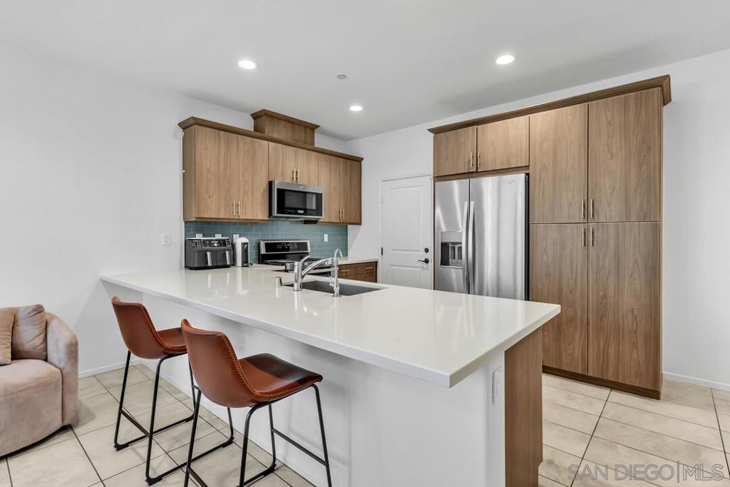 1961 Avenida Citron Unit 115 115