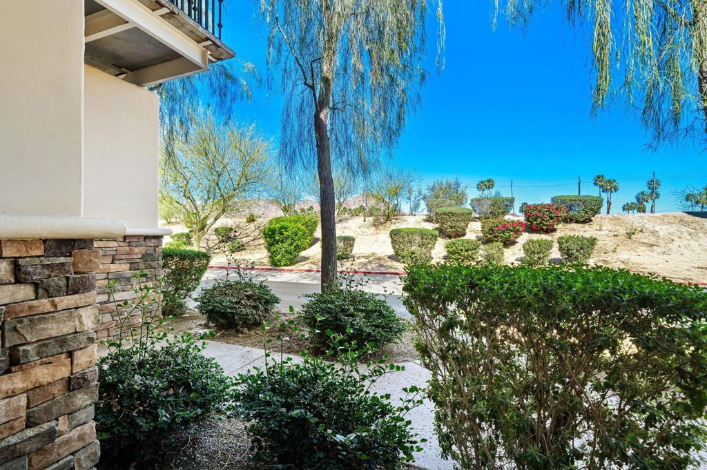 50660 Santa Rosa Plaza 3