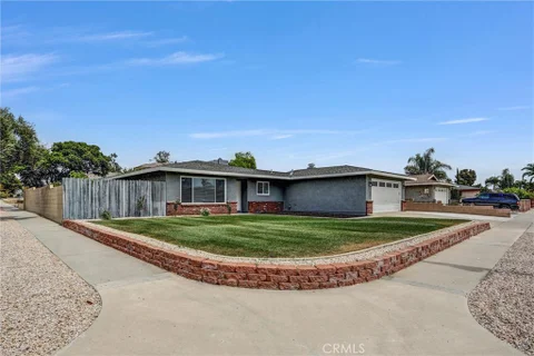 16410 Fontlee Lane, Fontana, CA 92335 - MLS#: CV26186776