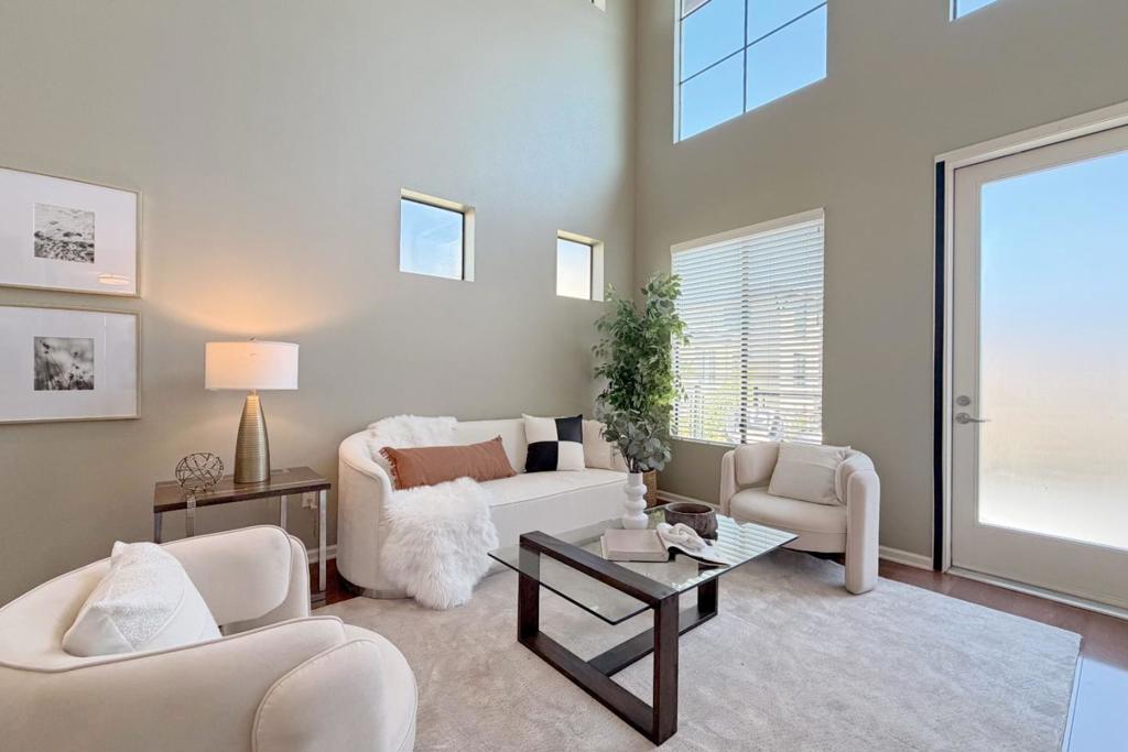 800 N 8th Street 300