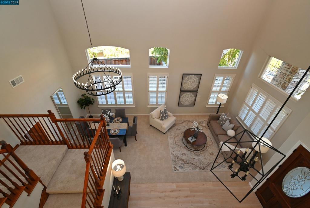 PEACOCK CREEK - Residential