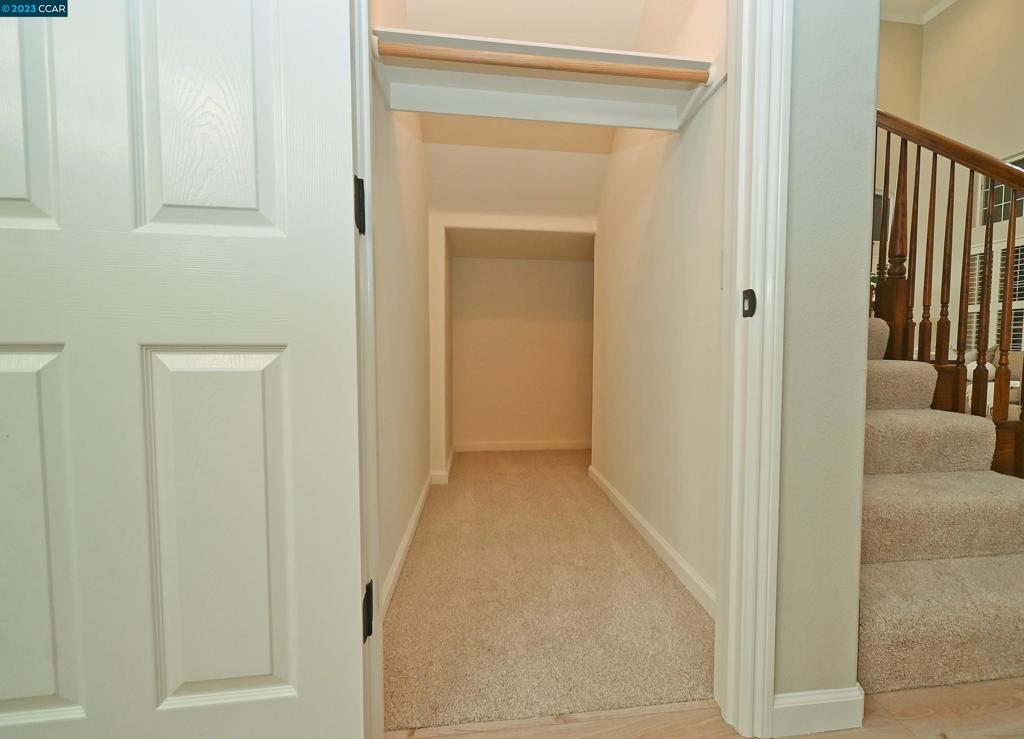 PEACOCK CREEK - Residential