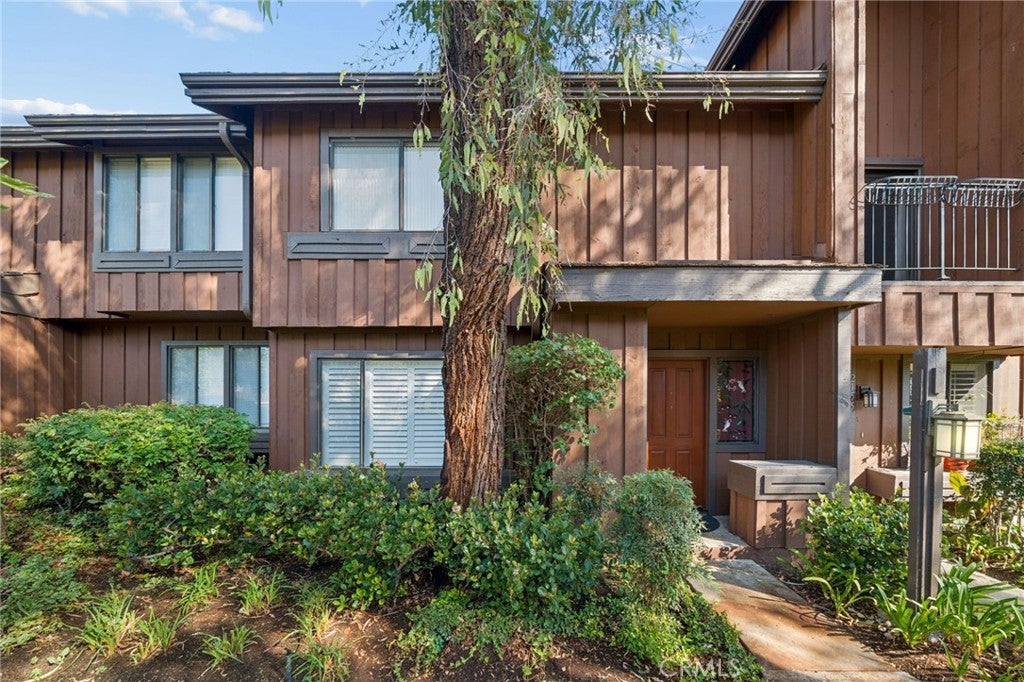 2157 Mount Shasta Drive