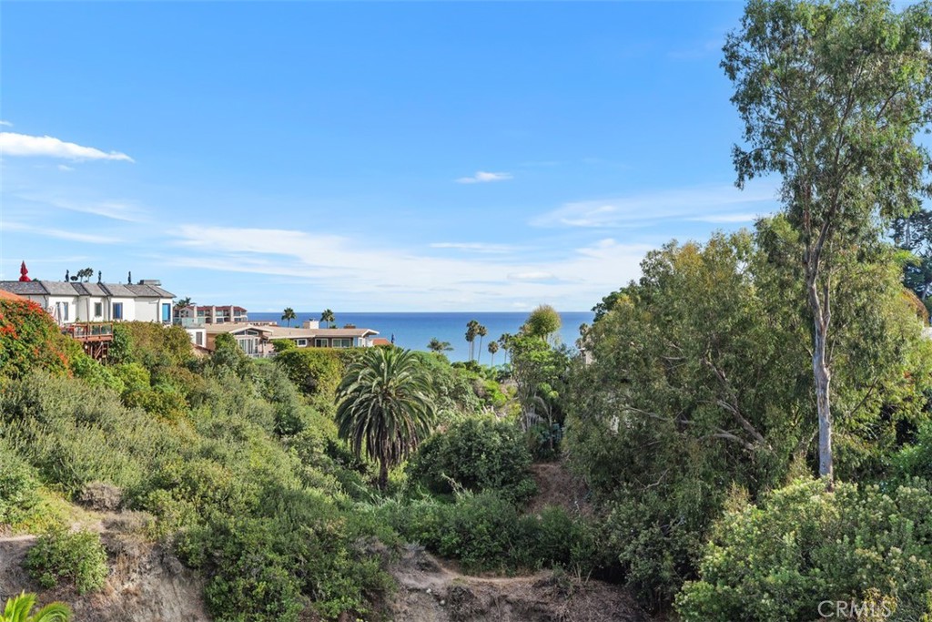 237 W Avenida Alessandro