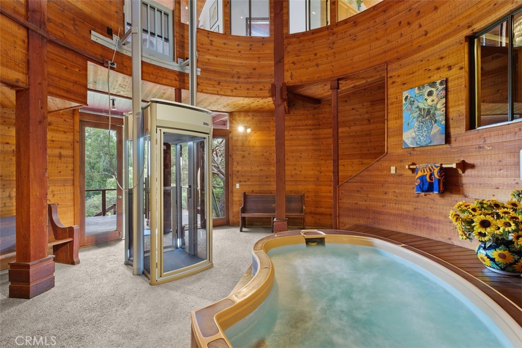 237 W Avenida Alessandro