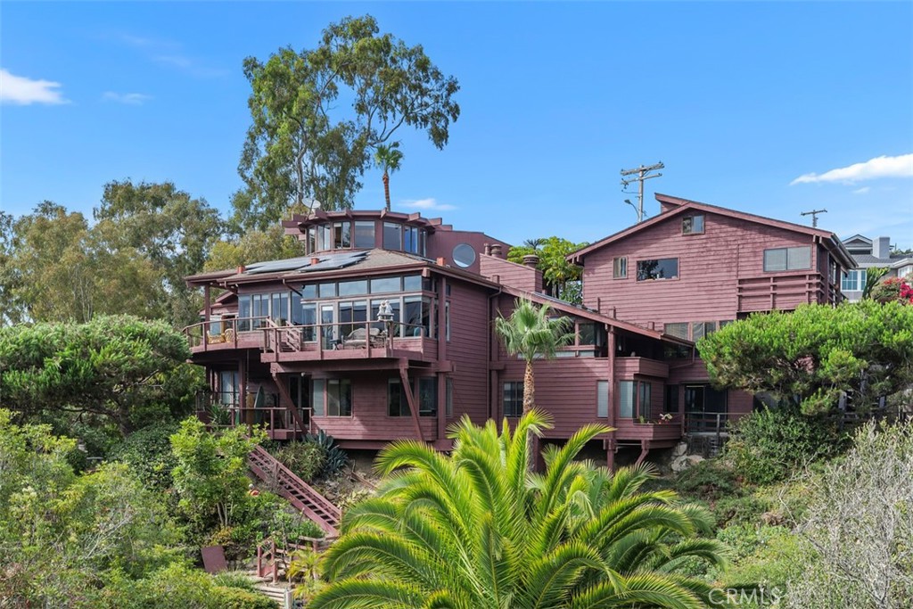 237 W Avenida Alessandro