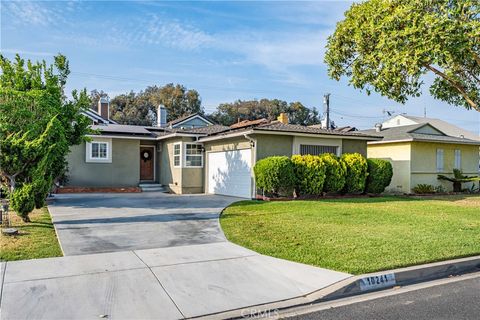 10241 Angell Street Downey CA 90242
