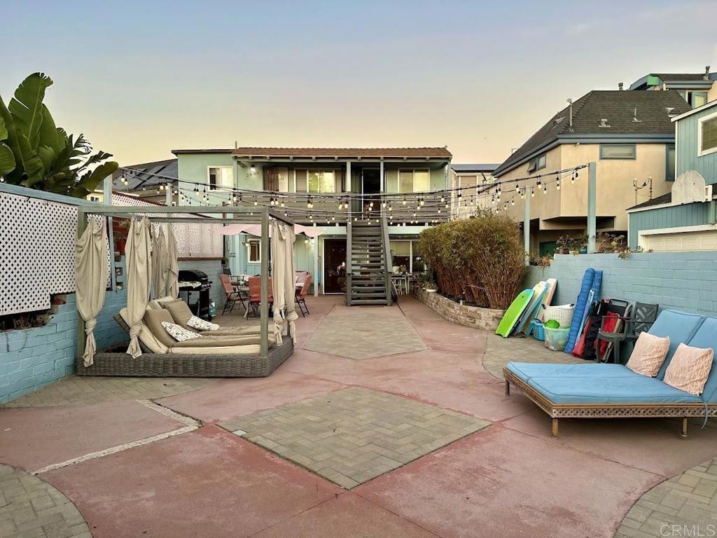 2679 85 Mission Boulevard