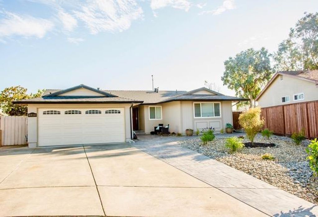 listing image 130724903167128876549
