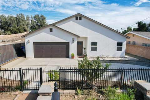 Photo of 4847 Hedrick Avenue, Riverside, CA 92505 (MLS # PW25269037)