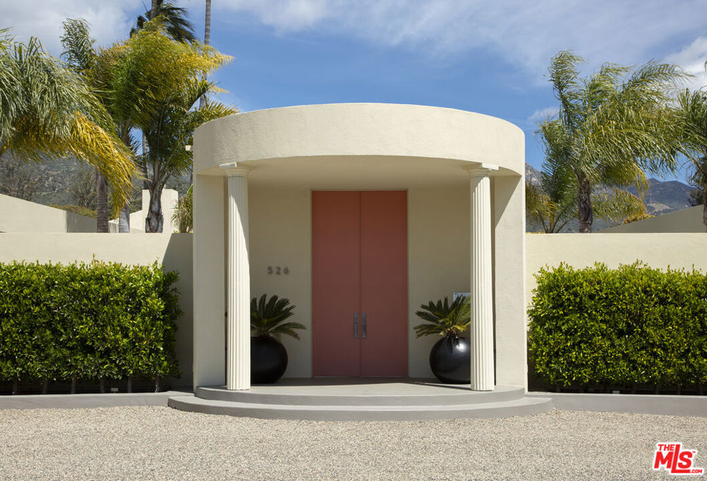 526 Crocker Sperry Drive