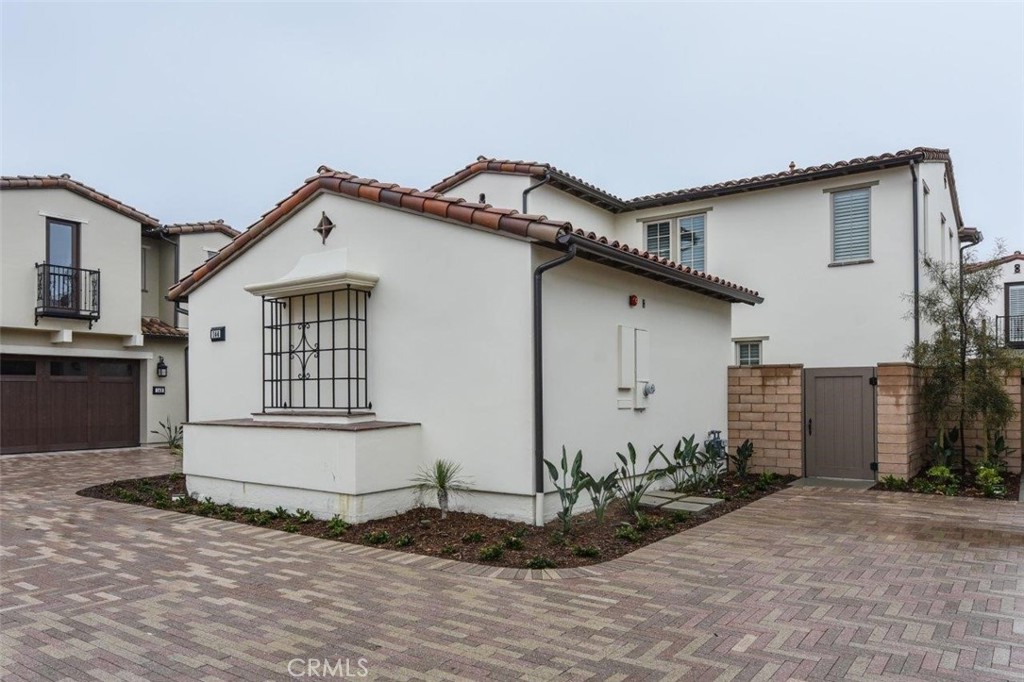 Sea Summit - Residential Lease